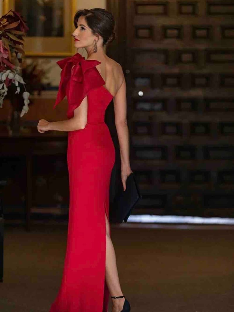 Alquilar Vestido de invitada rojo de miphai, talla L, en Jointy