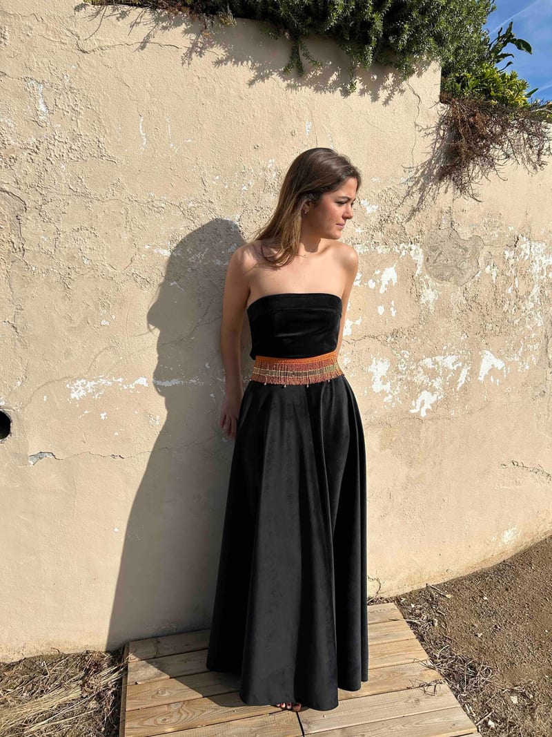 Alquilar Conjunto invitada terciopelo y pedrería de By Silda, talla XS, en Jointy