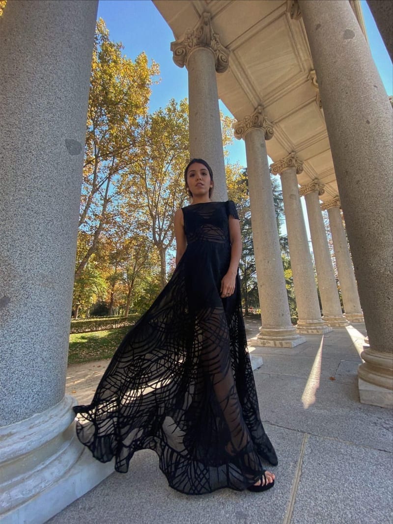 Alquilar Vestido de Noche de Ana Oliveira Moda, talla XS, en Jointy