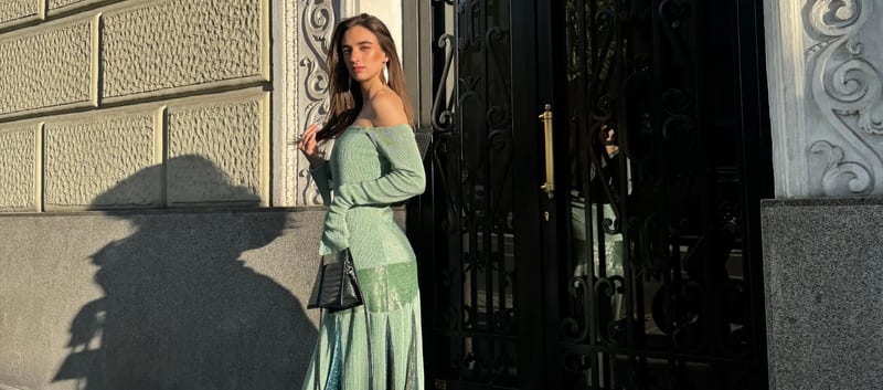 Alquiler de vestidos de invitada Claw The Label en Jointy