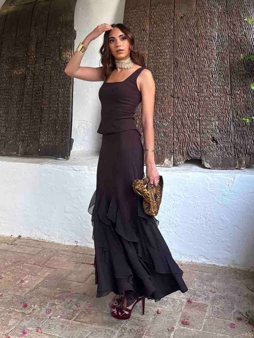 Alquiler de vestidos de invitada Miphai en Jointy