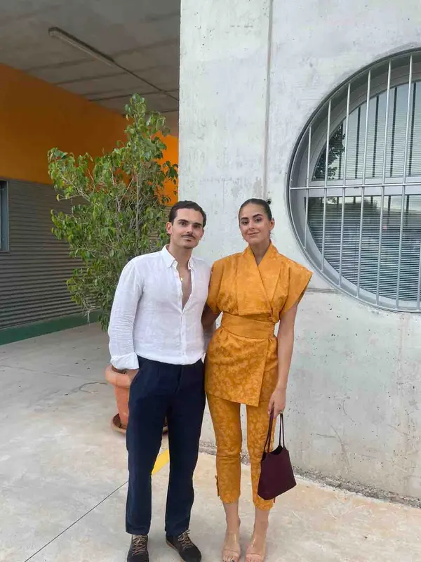 Alquilar Traje de COOSY boda o graduación, talla S, en Jointy