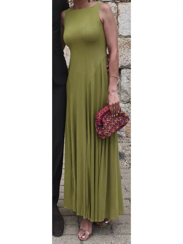 Alquilar The-are vestido verde de The Are, talla XS, en Jointy