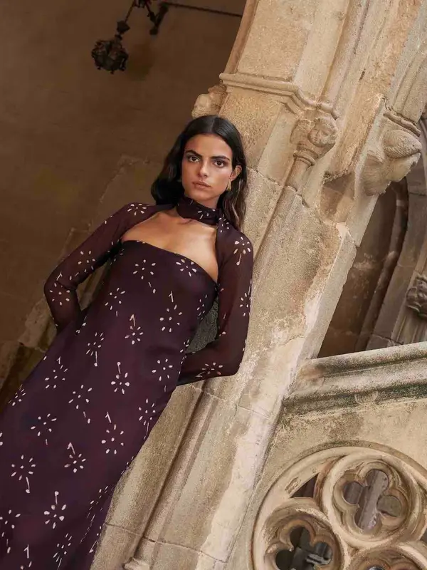 Alquilar Vestido invitada Baymo de BAYMO THE LABEL, talla S, en Jointy
