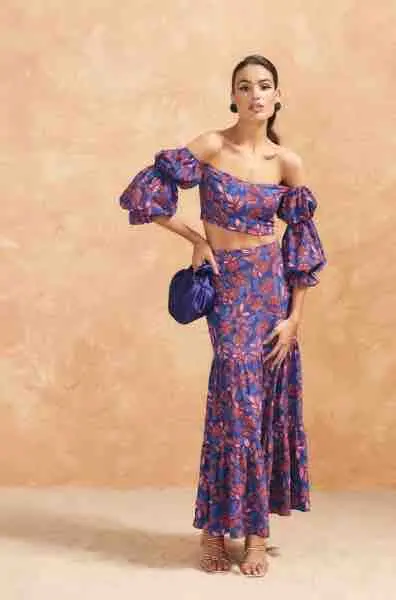 Alquilar Vestido morado de Lady Pipa, talla M, en Jointy