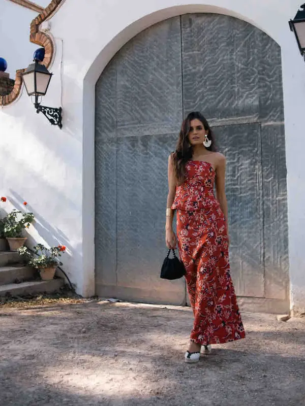 Alquilar Vestido THE-ARE de The Are, talla XS, en Jointy