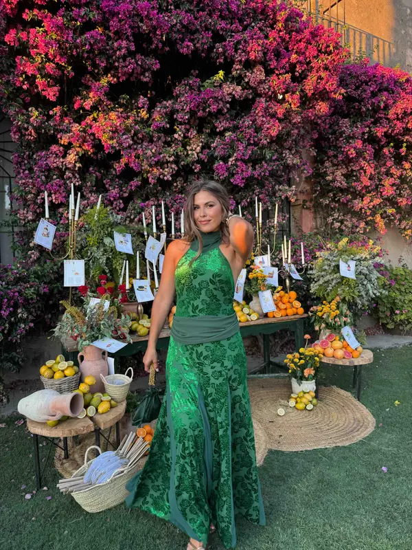 Alquilar Vestido invitada de Claw The Label, talla M, en Jointy