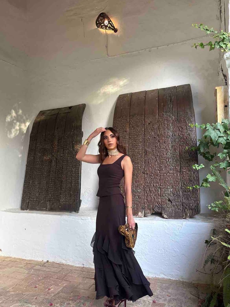 Alquilar Conjunto Samara marrón: top y falda de volantes de Miphai - vestido de invitada para bodas, comunión, bautizo o graduación en Jointy