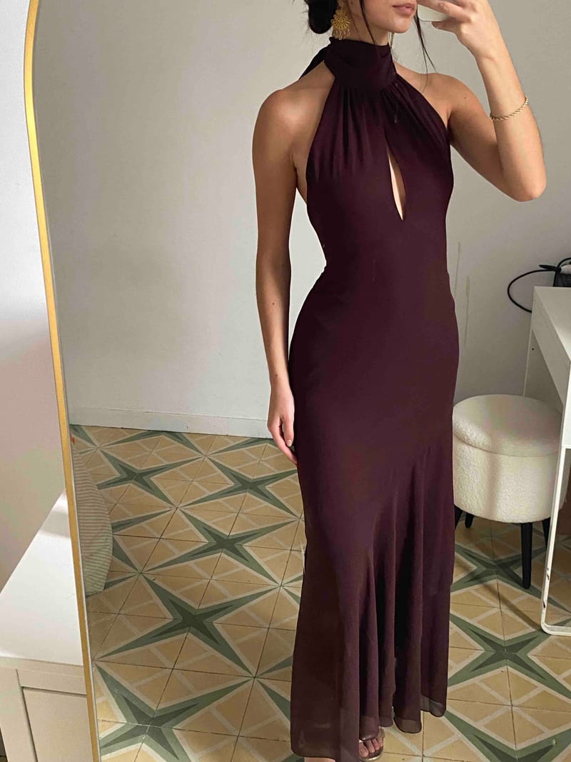 Alquilar Vestido Esencia marrón chocolate de Miphai - vestido de invitada para bodas, comunión, bautizo o graduación en Jointy