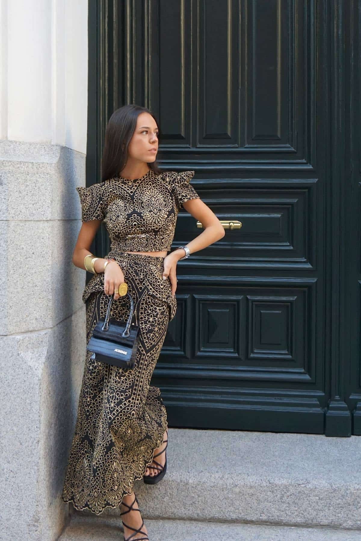 Alquilar Conjunto Azabache de The IQ Collection — vestido de invitada para bodas, comunión, bautizo o graduación en Jointy