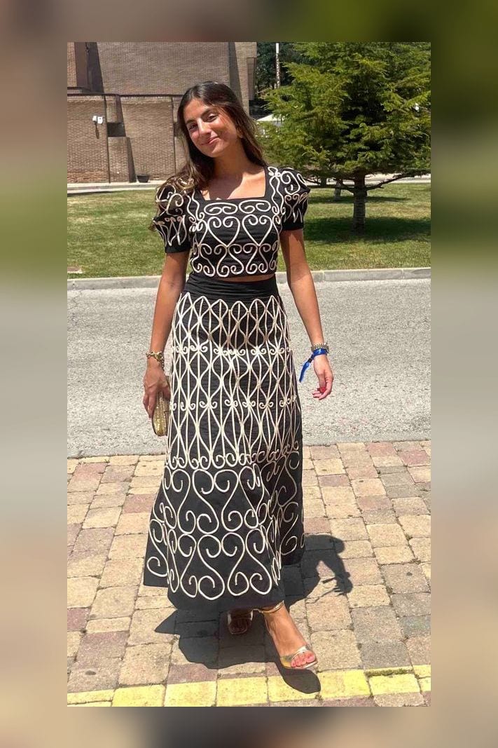 Alquilar Conjunto negro bordado de The IQ Collection — vestido de invitada para bodas, comunión, bautizo o graduación en Jointy